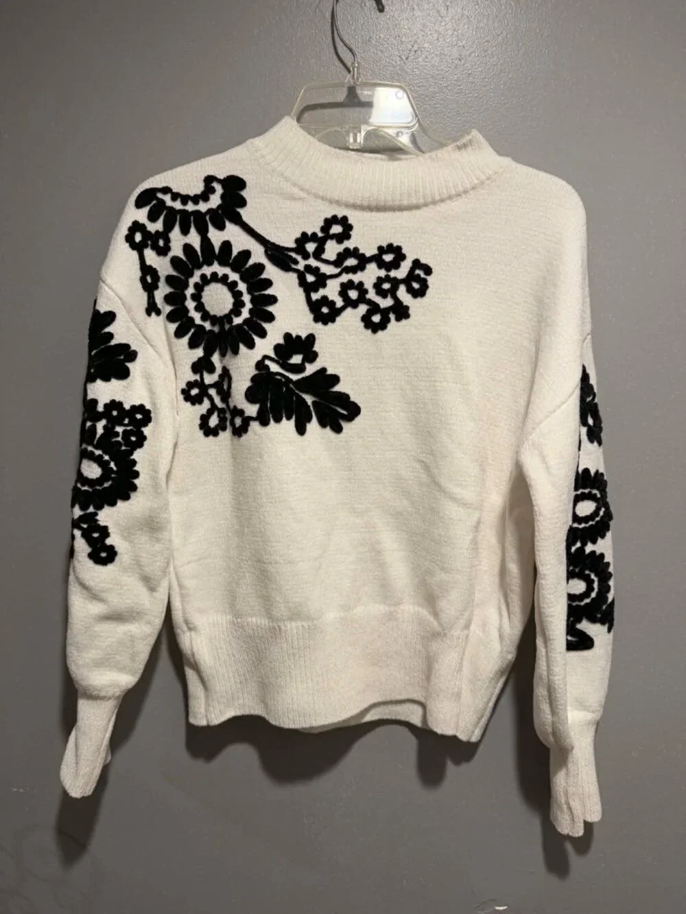 Cynthia Rowley Sweater Medium